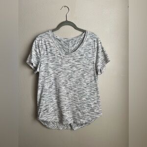 Lululemon T Shirt